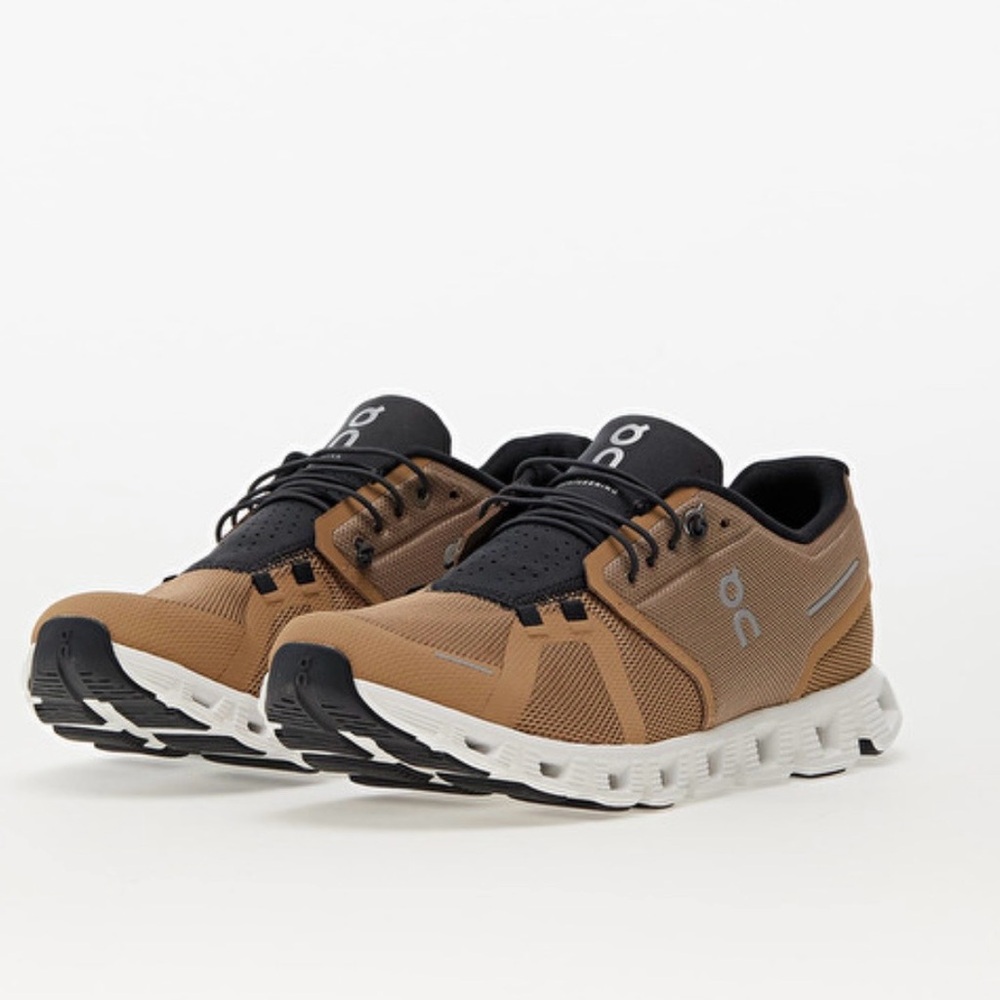 ON Cloud 5 Women's Running Shoes